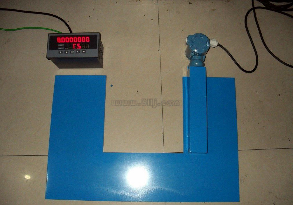 德國進(jìn)口流量計(jì)開關(guān)DKMA-130Q34現(xiàn)貨原裝